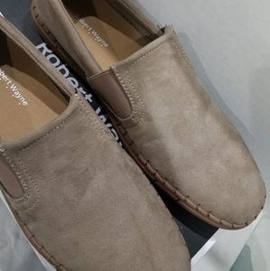 Robert Wayne Highway Mens Slip On Loafer Sz. 9